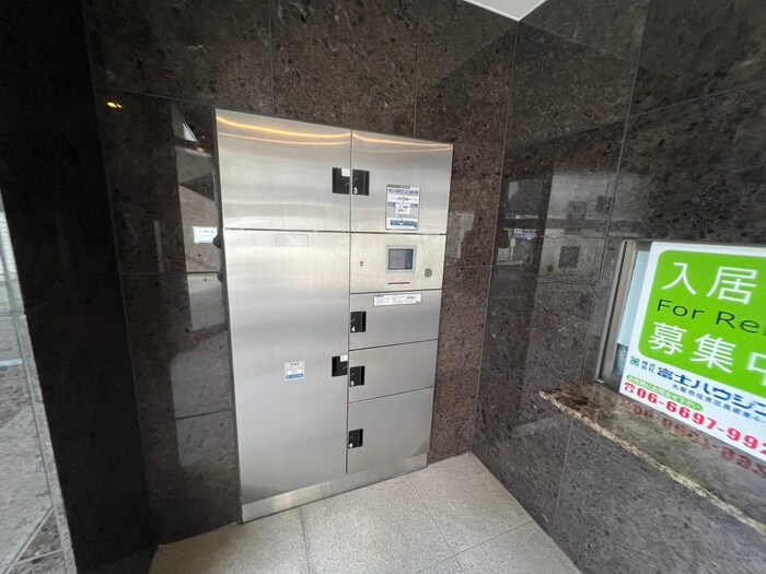 クローバー・ビュー上本町の物件外観写真