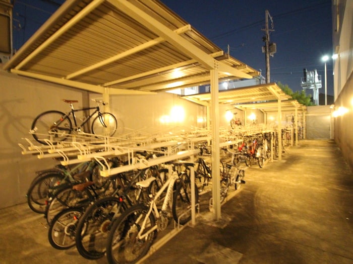 DAIWA　RESIDENCE　FUDANOTSUJIの物件外観写真