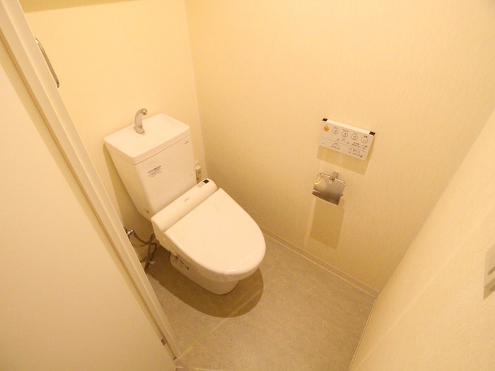 DAIWA　RESIDENCE　FUDANOTSUJIの物件内観写真