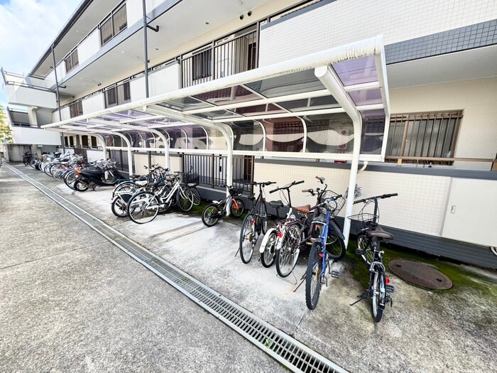 ウエストコートの物件外観写真