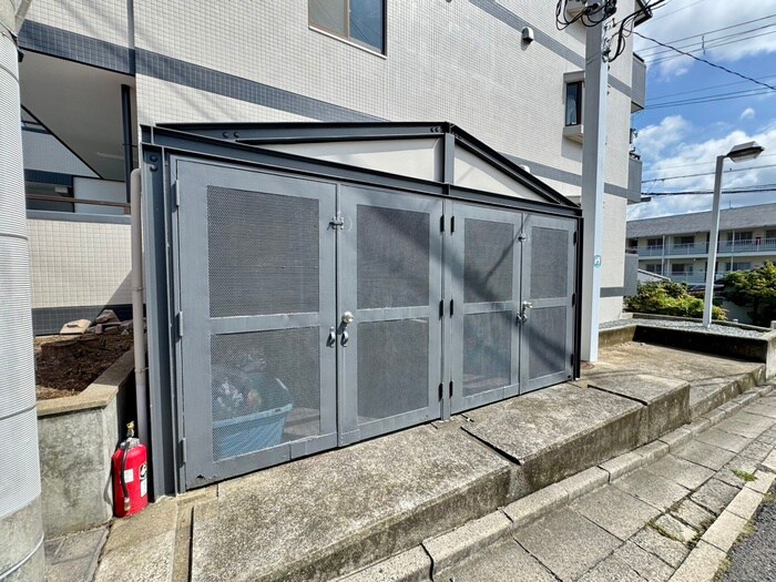 ウエストコートの物件外観写真