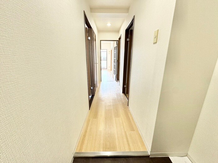 ウエストコートの物件内観写真