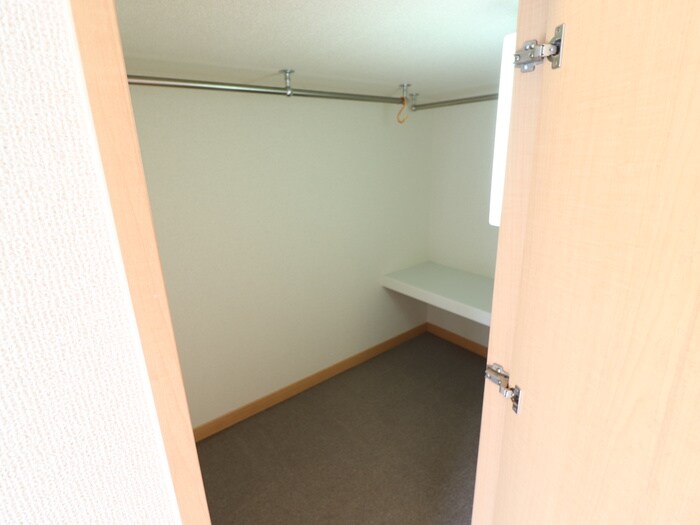 リバーウエストAの物件内観写真