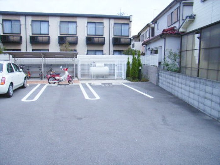 サワ－パルシェの物件外観写真