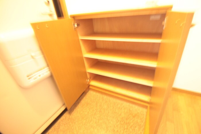 逆瀬台ハイツの物件内観写真