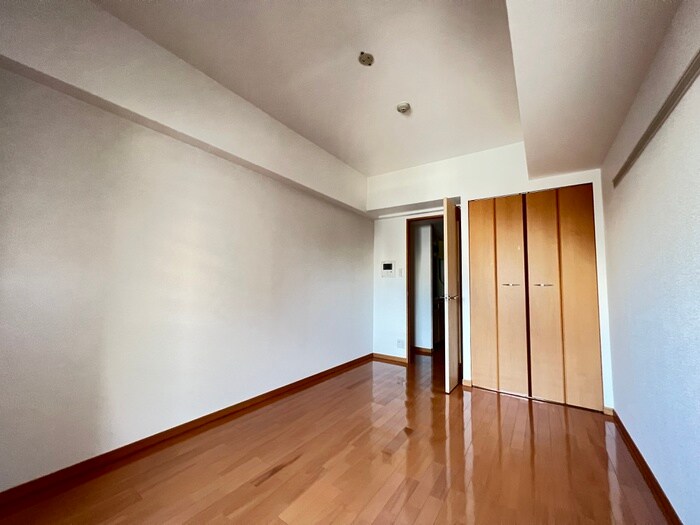 ﾌﾟﾚｻﾝｽ神戸駅前グランツ（703）の物件内観写真