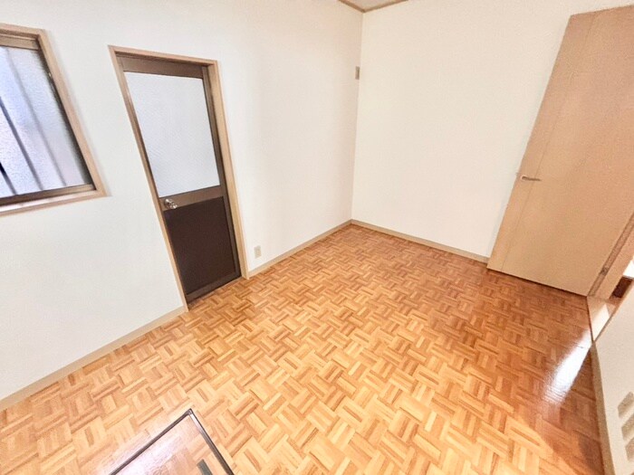 茄子作東町一戸建貸家の物件内観写真