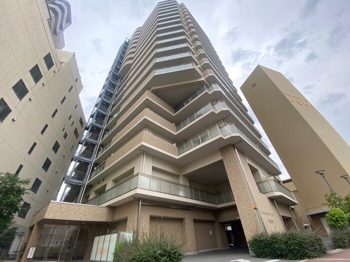 ﾏｽﾀｰｽﾞﾏﾝｼｮﾝひまわりの物件外観写真