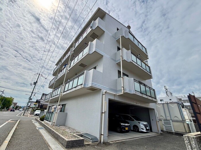 ラポール大観の物件外観写真