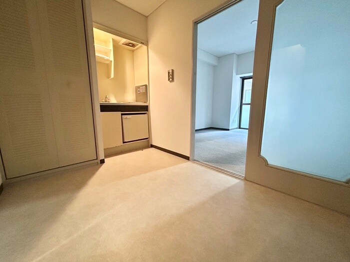 ﾗｲｵﾝｽﾞﾏﾝｼｮﾝ京都三条（２０３）の物件内観写真