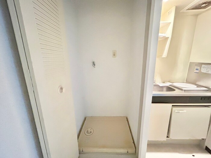 ﾗｲｵﾝｽﾞﾏﾝｼｮﾝ京都三条（２０３）の物件内観写真