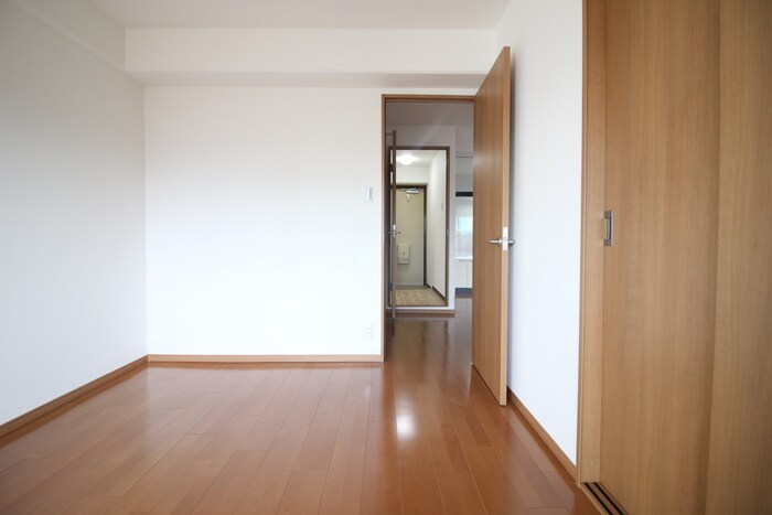 アーベインコートの物件内観写真