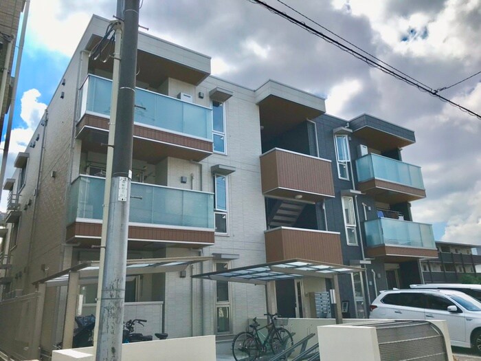 Ｄ-ｒｏｏｍ南塚口の物件外観写真