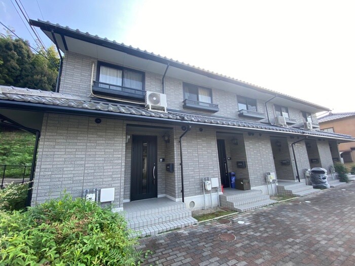 ｸﾞﾘ-ﾝ・ﾊｲﾂ赤間の物件外観写真