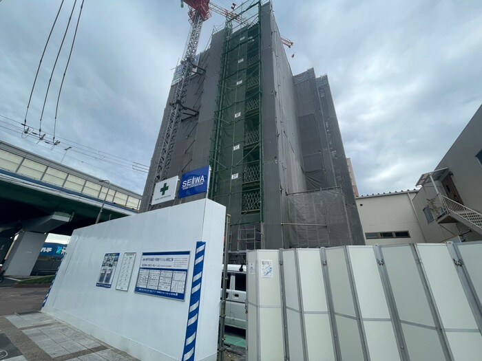 Ｅａｓｔｅｒｎ　Ｗｅｌｌｓの物件外観写真