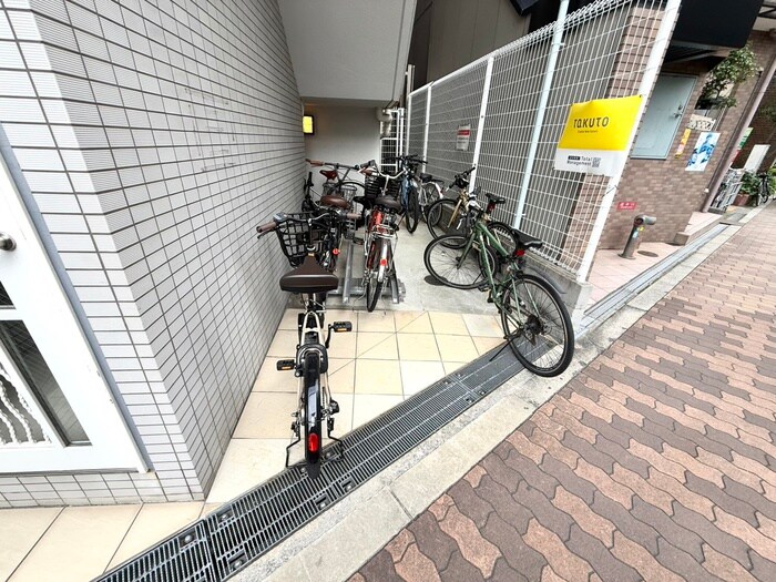 パークフラッツ野田阪神駅前の物件外観写真