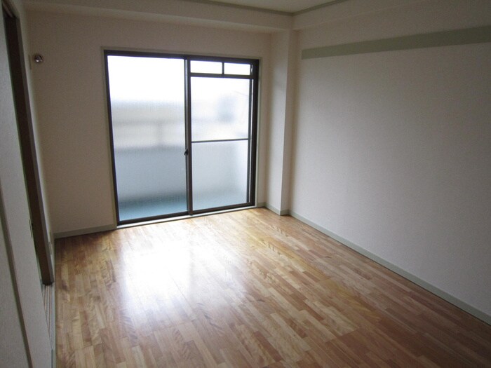 長尾マンションの物件内観写真