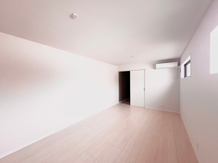 COLORSの物件内観写真