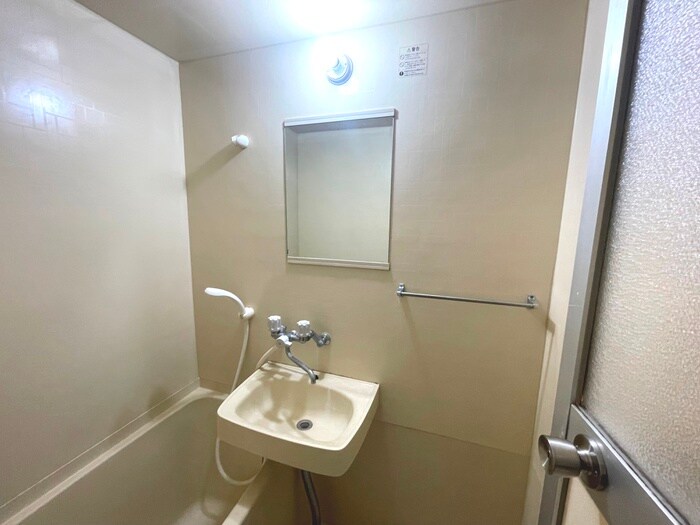 カントリ－青葉ハイツの物件内観写真