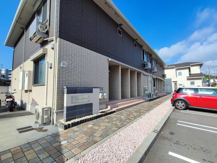 シャトー・ムートンの物件外観写真