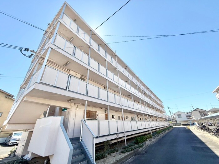 ビレッジハウス城陽４号棟の物件外観写真