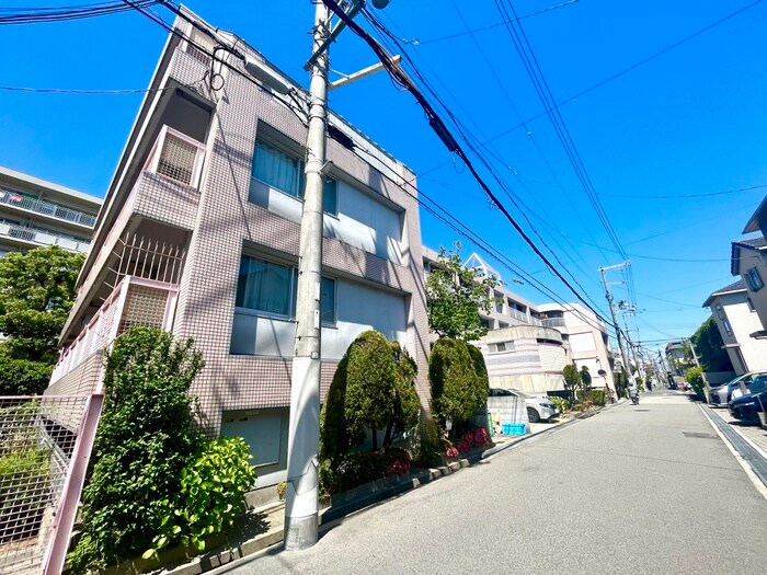 西北チェリーマンションの物件外観写真