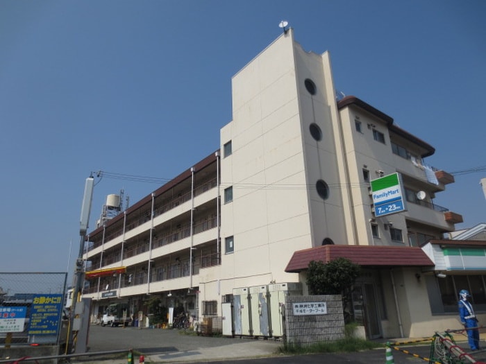 豊南ハイツの物件外観写真