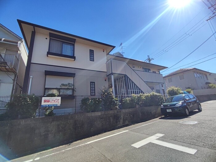 ハイツ秀嶺の物件外観写真