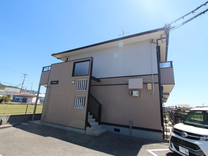 サンヒルズ箕面の物件外観写真