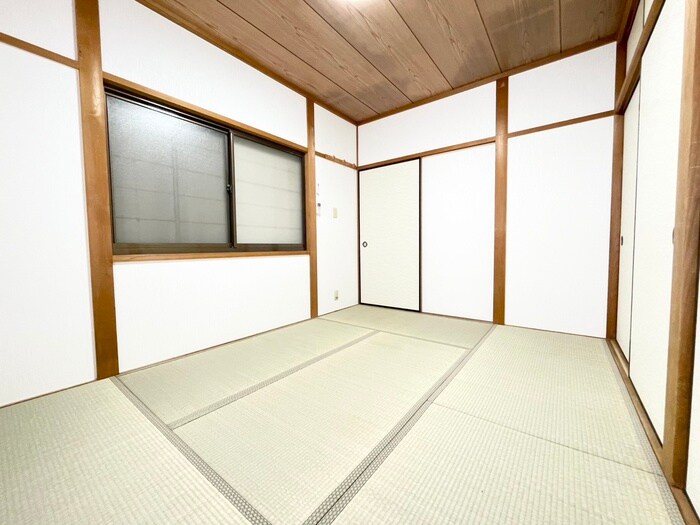 深草鞍ケ谷貸家の物件内観写真