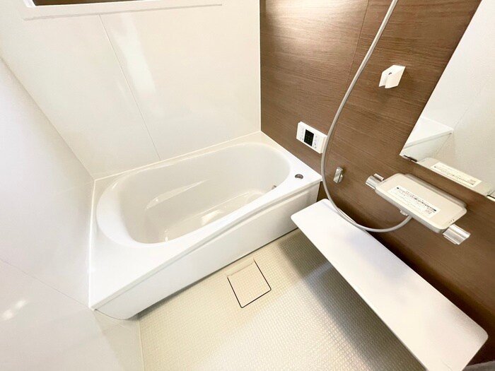 深草鞍ケ谷貸家の物件内観写真