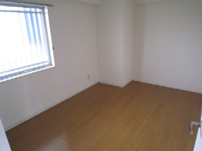 宮之阪ハイツ弐番館の物件内観写真