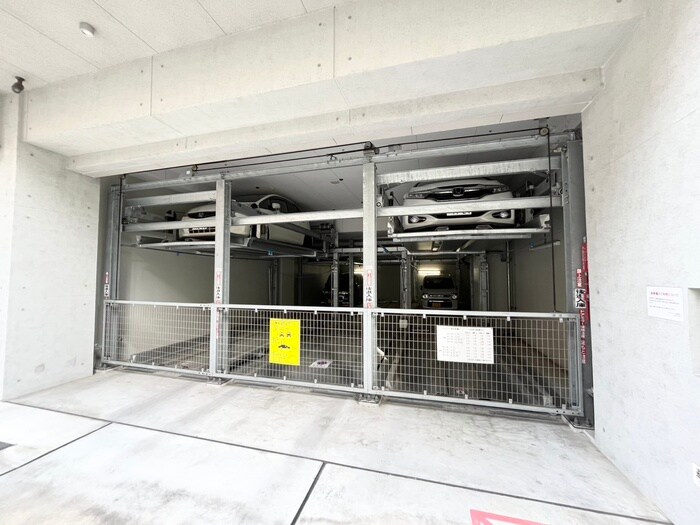 S-RESIDENCE江坂の物件外観写真