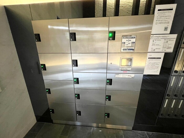 S-RESIDENCE江坂の物件外観写真