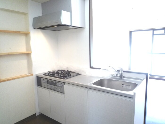 ローズシャトー上山手の物件内観写真