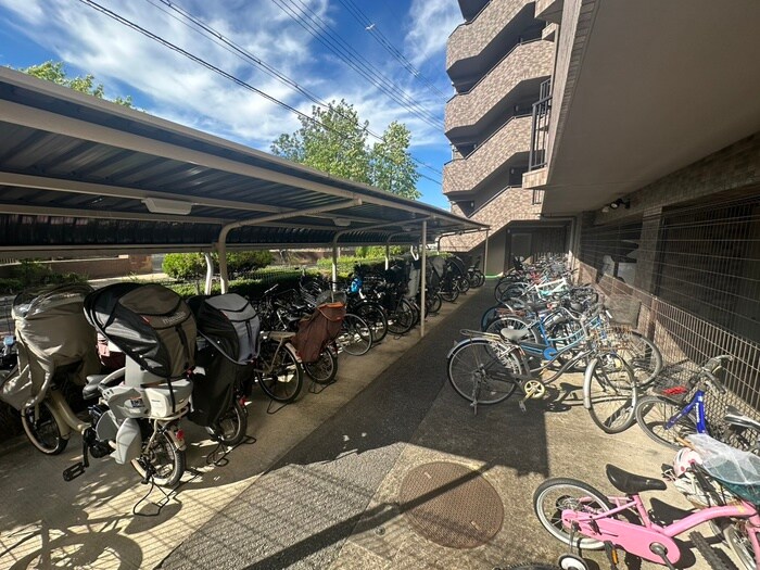 ローズシャトー上山手の物件外観写真