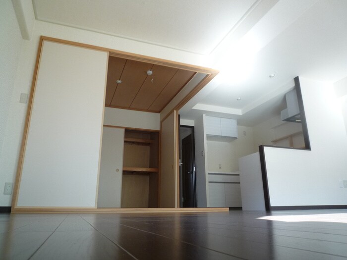 ローズシャトー上山手の物件内観写真