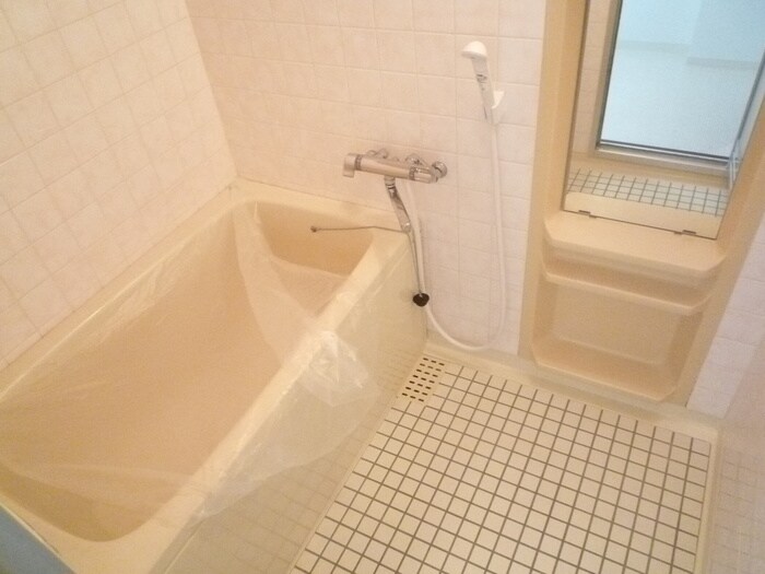 ローズシャトー上山手の物件内観写真