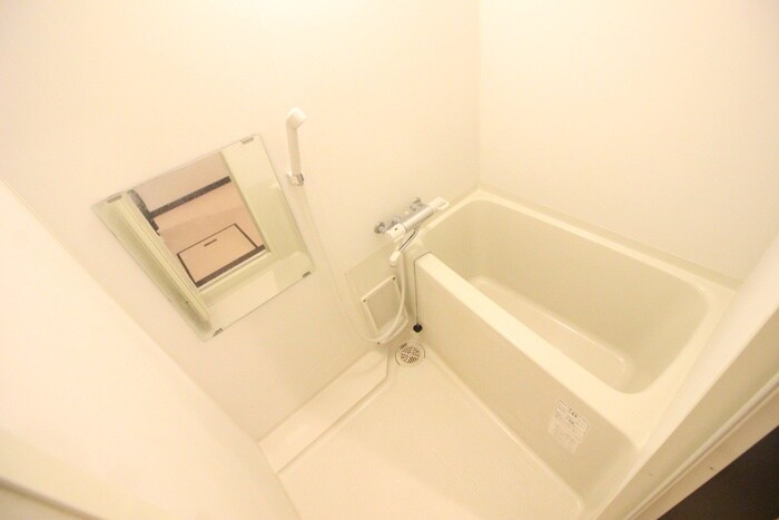 ロイヤルワン中穂茨木の物件内観写真