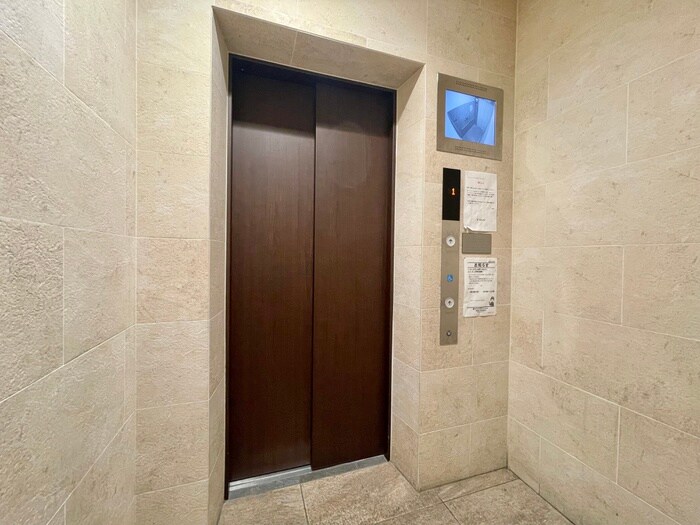 TLRレジデンス本町WESTの物件外観写真