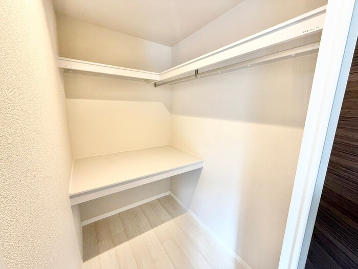 ミラーエステート　イーストビルの物件内観写真