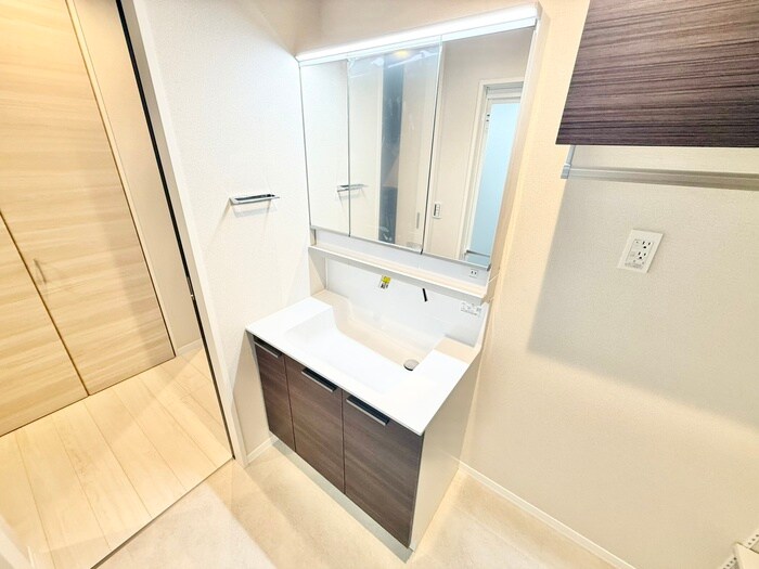 ミラーエステート　イーストビルの物件内観写真