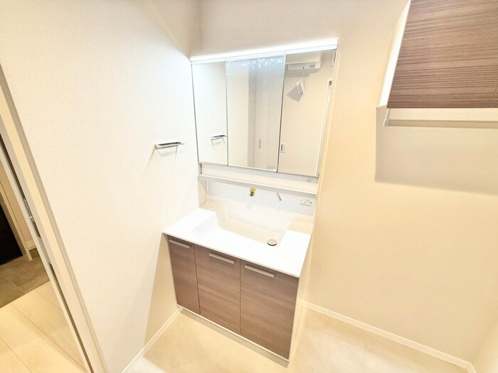 ミラーエステート　イーストビルの物件内観写真