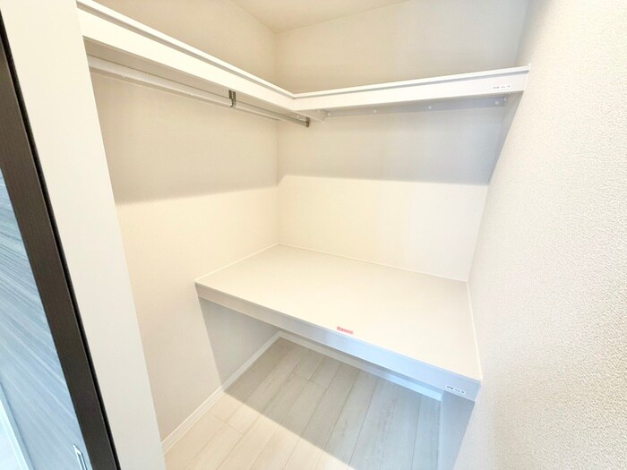 ミラーエステート　イーストビルの物件内観写真