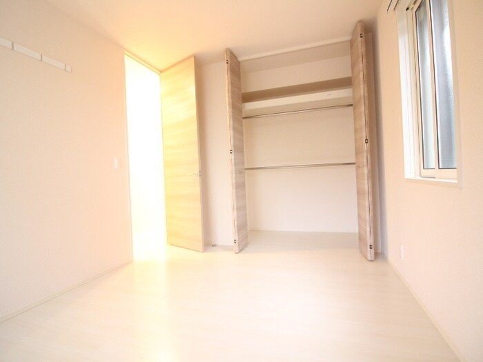 シャルモント勝竜寺の物件内観写真