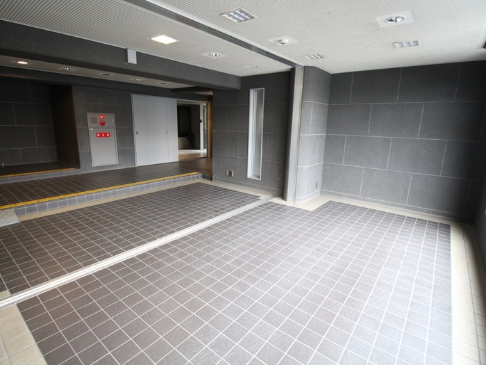 プレシオ緑ヶ丘の物件外観写真