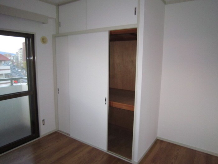 緑地公園第３千里ハイツの物件内観写真