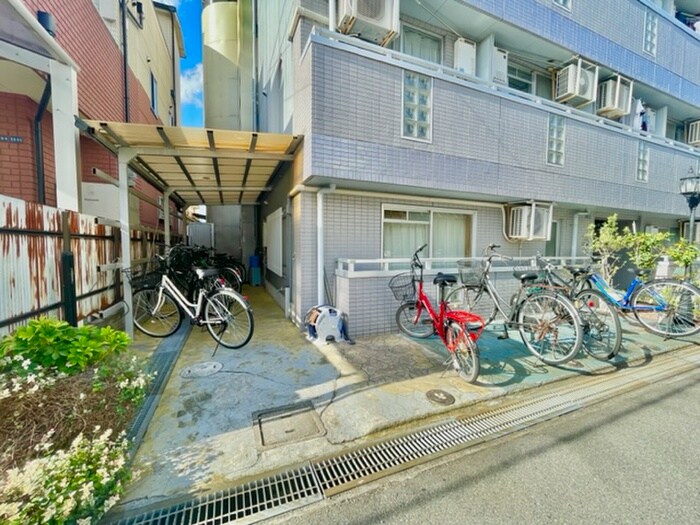 ライオンズ・プラザの物件外観写真