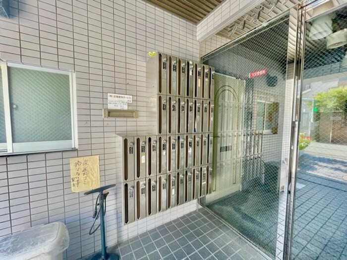 ライオンズ・プラザの物件外観写真