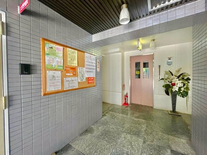 ライオンズ・プラザの物件外観写真